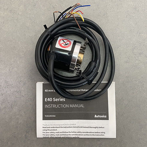 Bộ mã hóa vòng quay tương đối 40mm (Loại lỗ liền thân) Autonics E40HB10-12-4-L-5